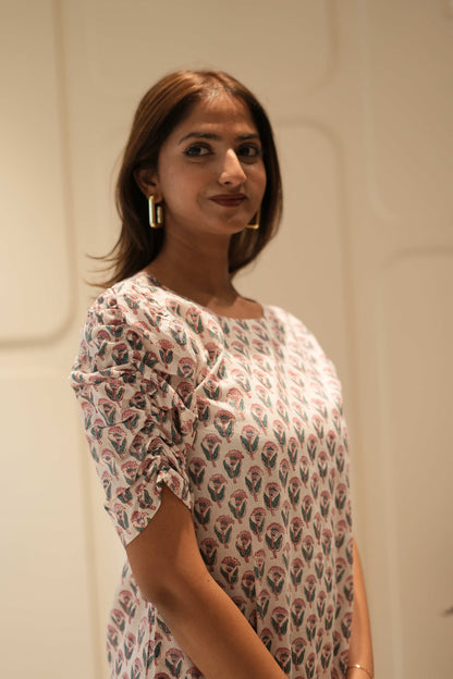 Ivory & Blush Buta Printed Straight Kurta with Puff Sleeves